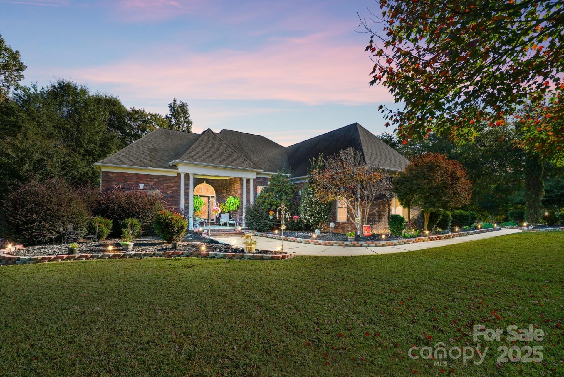 Property at 8629 Haydens Way, Concord, NC 28025