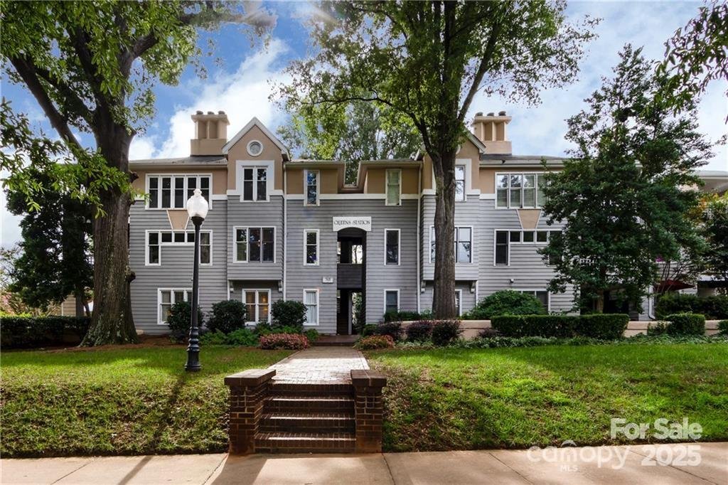 Property at 318 Queens Road, Charlotte, NC 28204