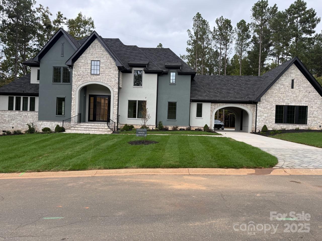 2012 Gladelynn Court