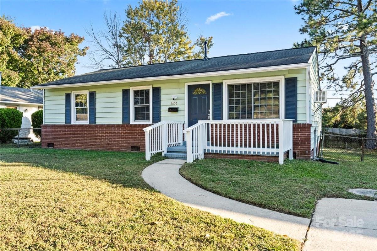 Property at 2606 Abelwood Road, Charlotte, NC 28216