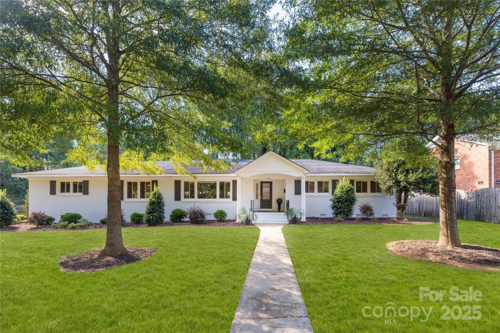 Property image 1 at 4742 Emory Lane, Charlotte, NC 28211
