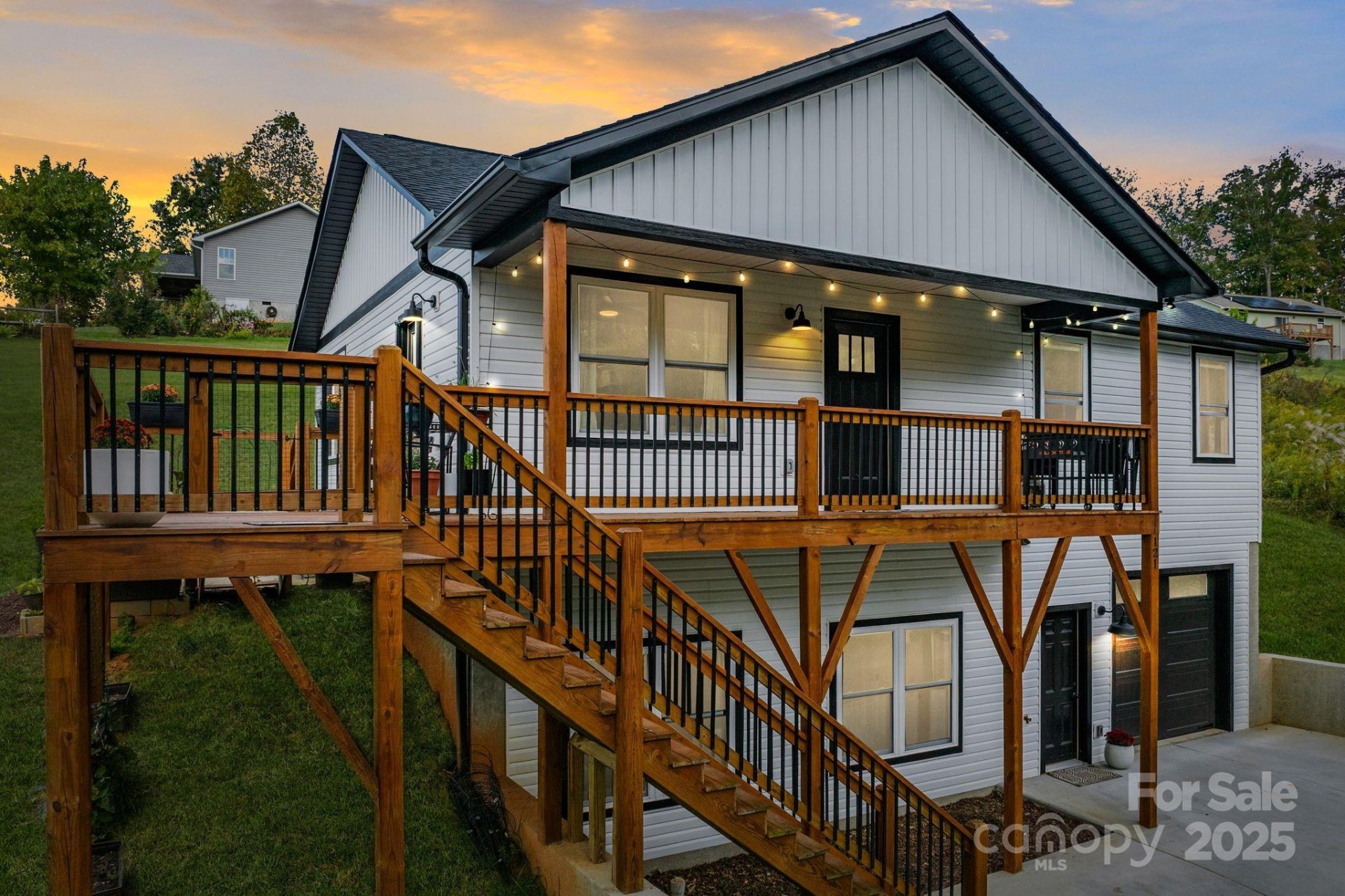 Property at 121 Ponder Street, Mars Hill, NC 28754