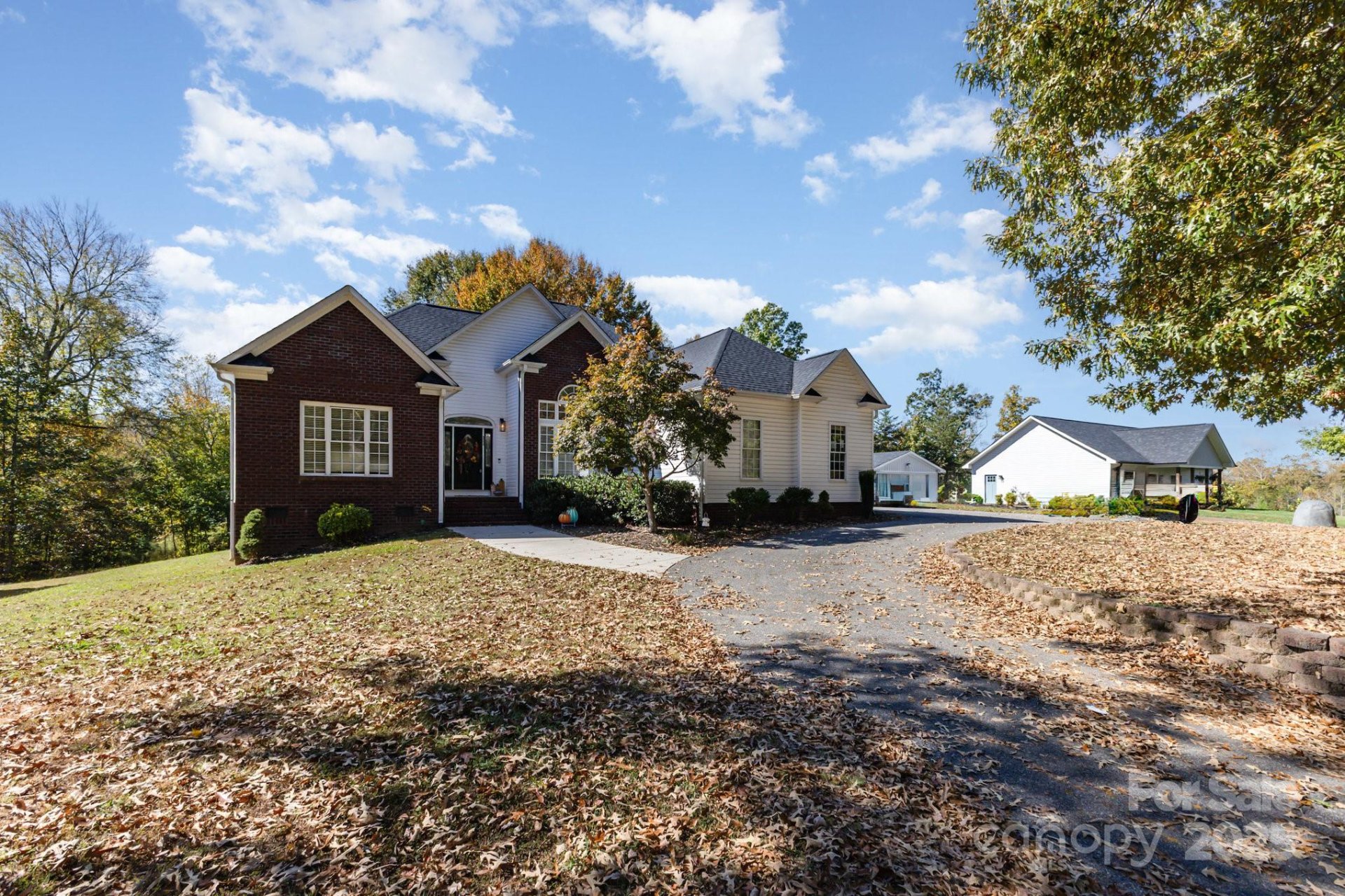 Property at 324 Old Hardin Road, Dallas, NC 28034