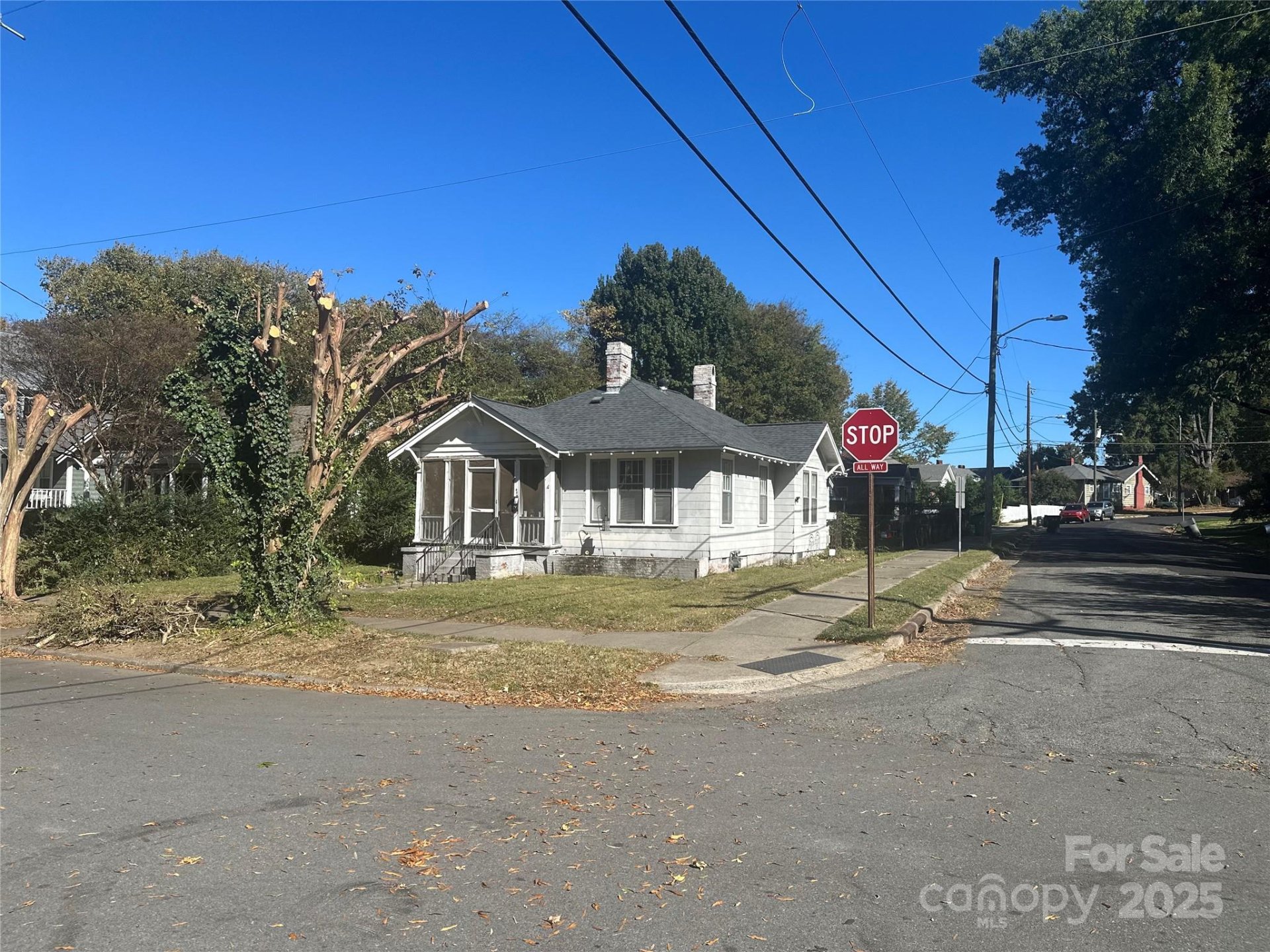 Property at 400 W Park Avenue, Charlotte, NC 28203