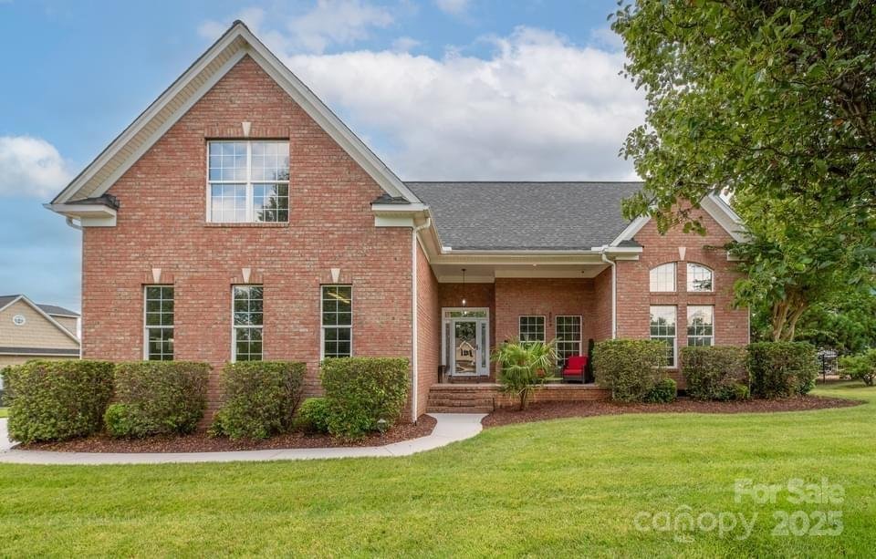 Property image 1 at 130 S Gibbs Road, Mooresville, NC 28117