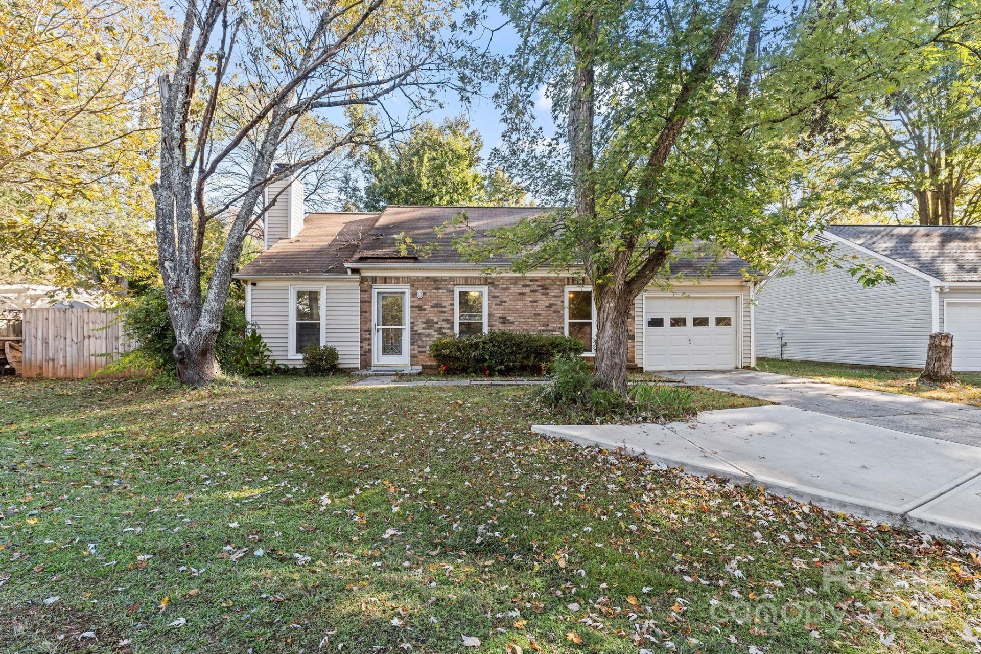 Property image 1 at 7911 Latchington Court, Charlotte, NC 28227