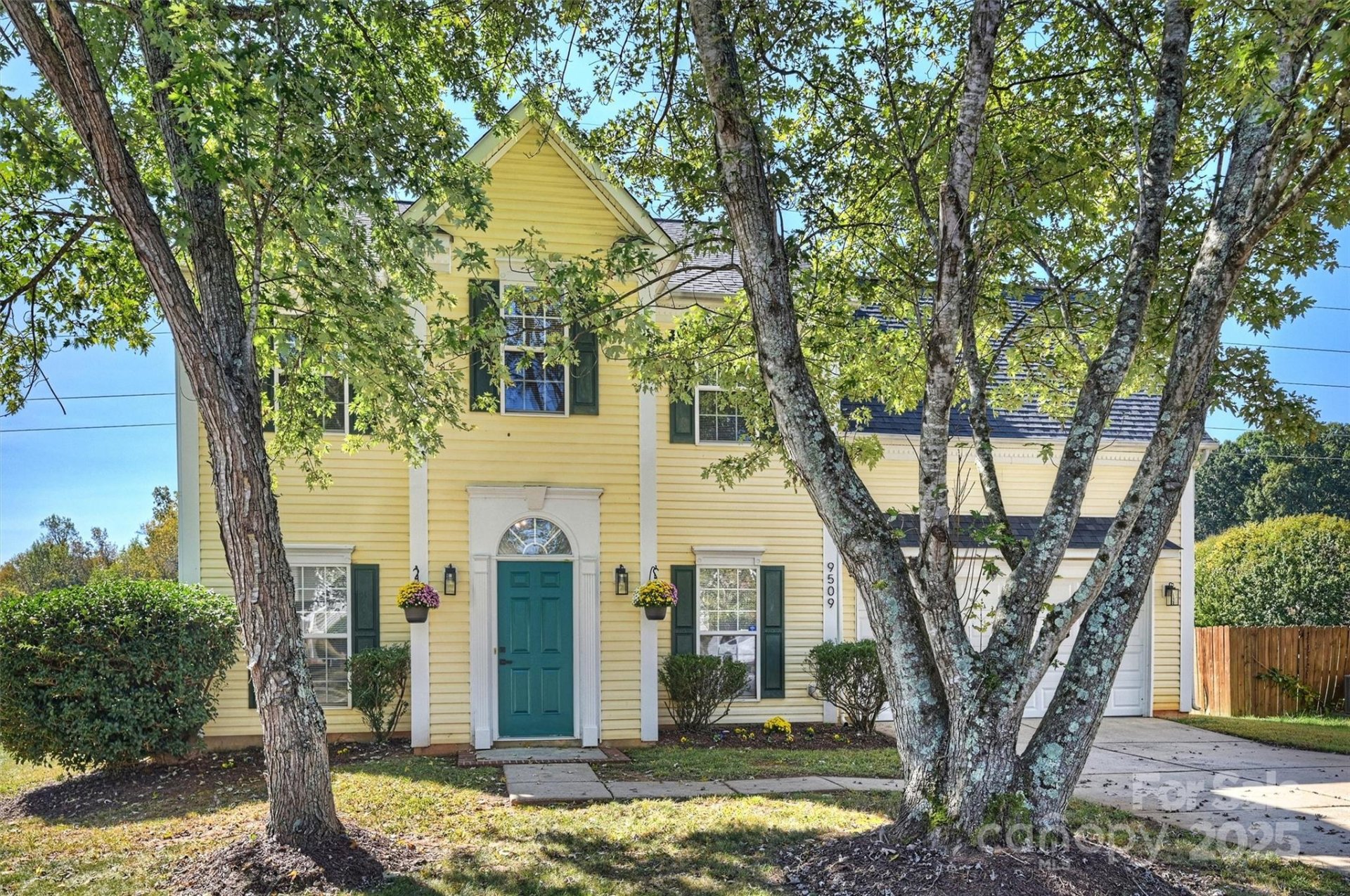 Property image 1 at 9509 Green Apple Drive, Charlotte, NC 28215