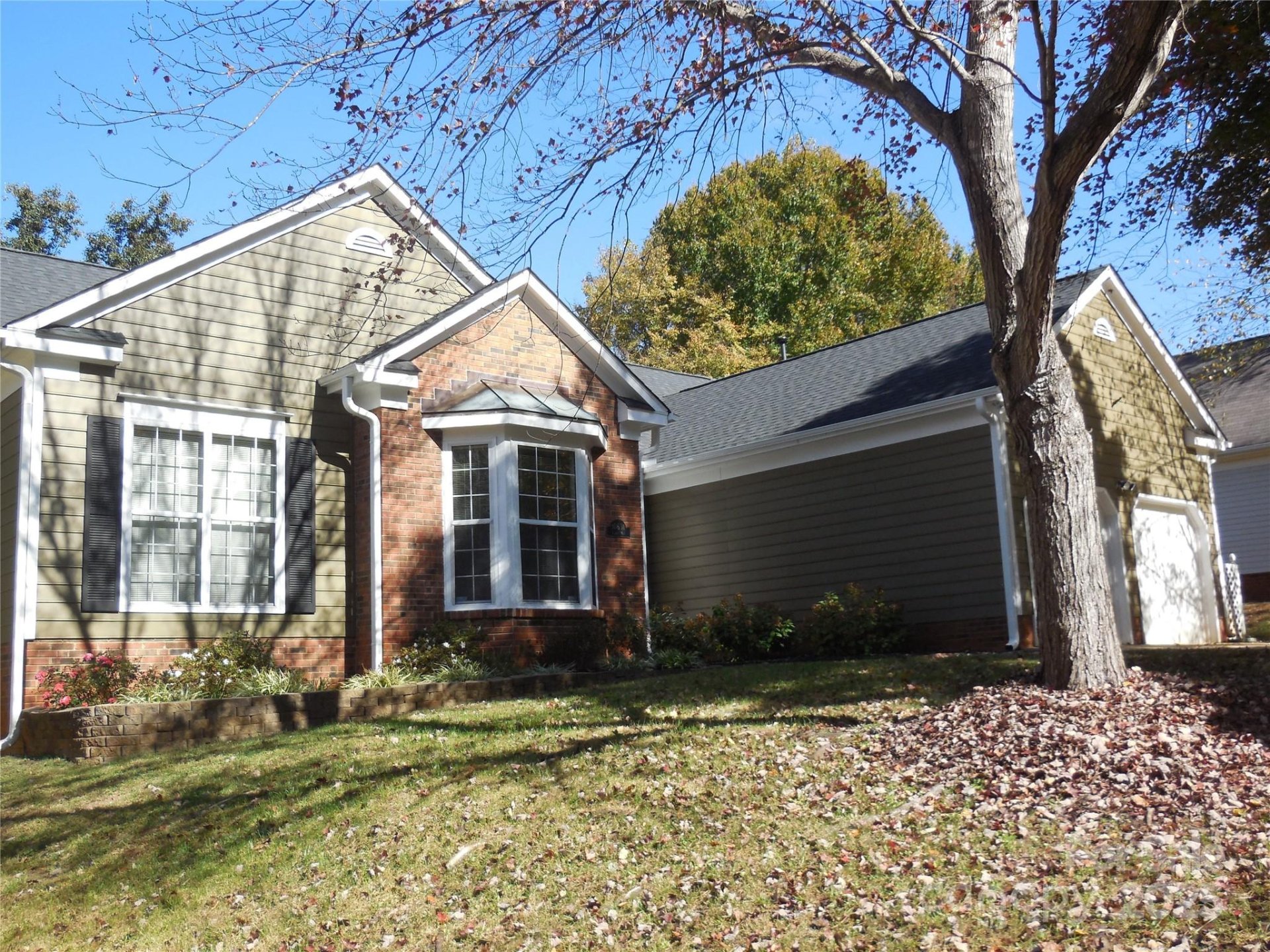 Property at 10631 Jardin Way, Charlotte, NC 28215