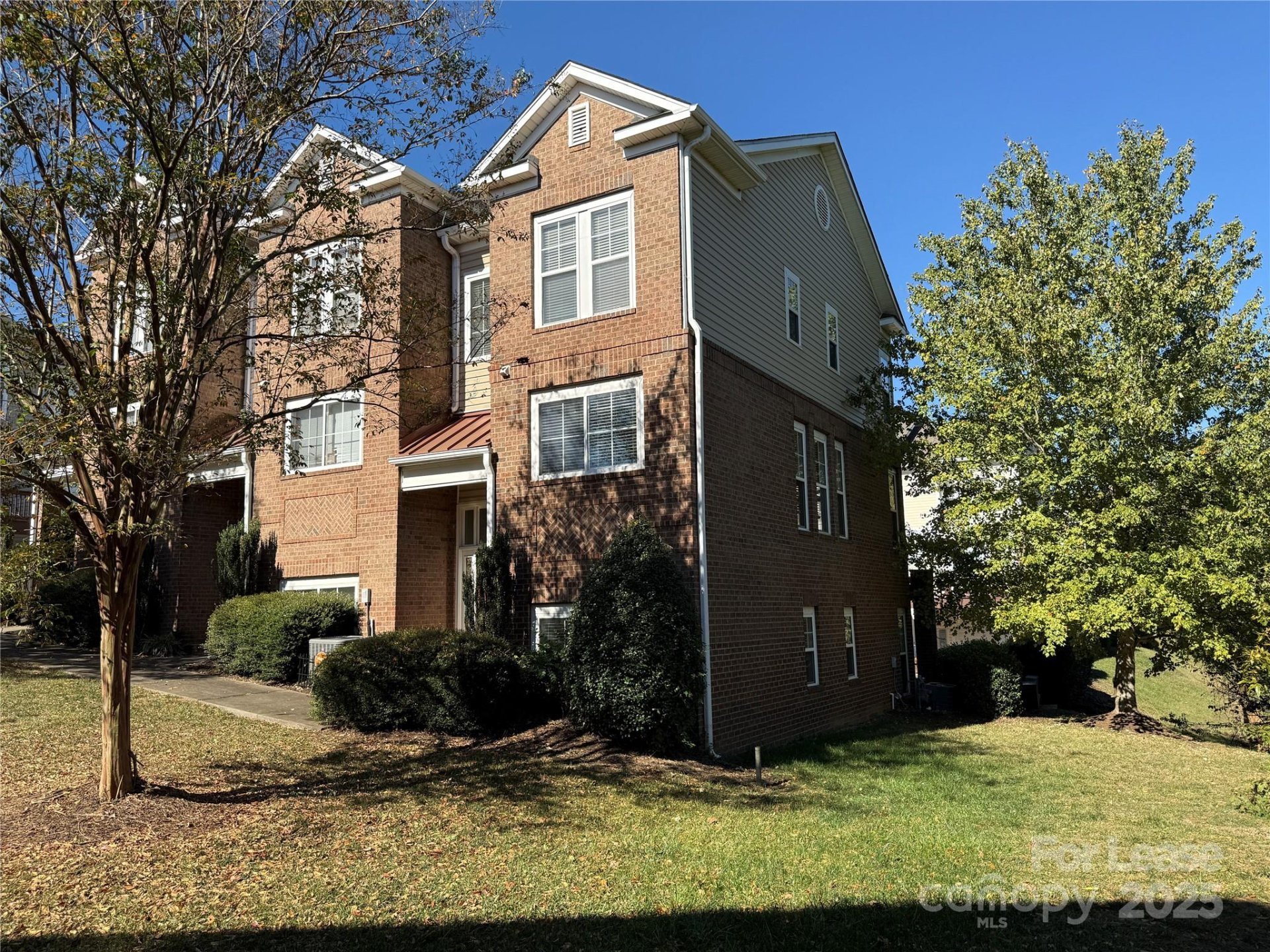 Property at 9122 Vilandry Way, Charlotte, NC 28273