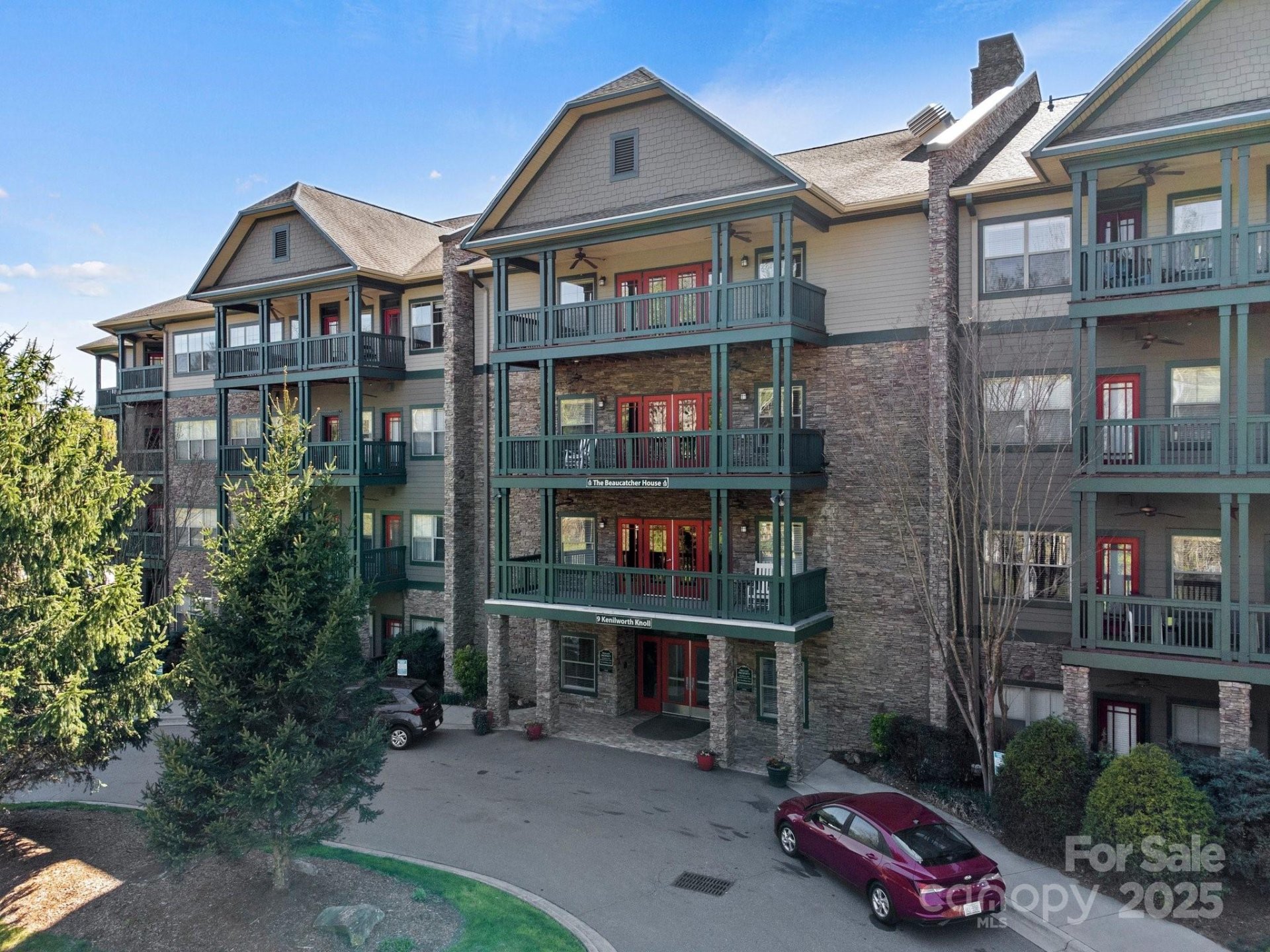 Property at 9 Kenilworth Knoll, Asheville, NC 28805