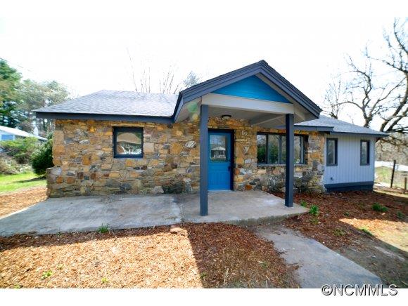 Property image 1 at 59 Elkmont Dr, Asheville, NC 28804