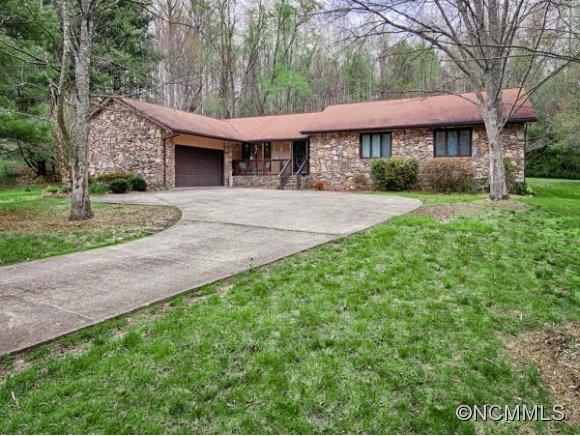 Property image 1 at 3 High Meadows Drive, Candler, NC 28715