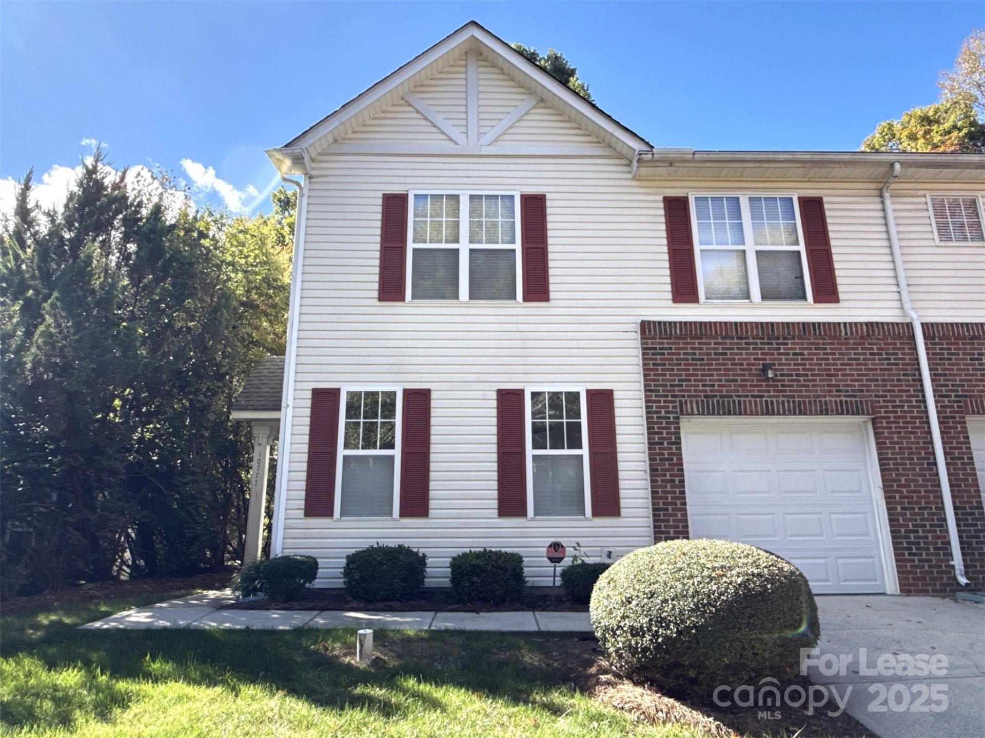 Property image 1 at 10777 Essex Hall Drive, Charlotte, NC 28277