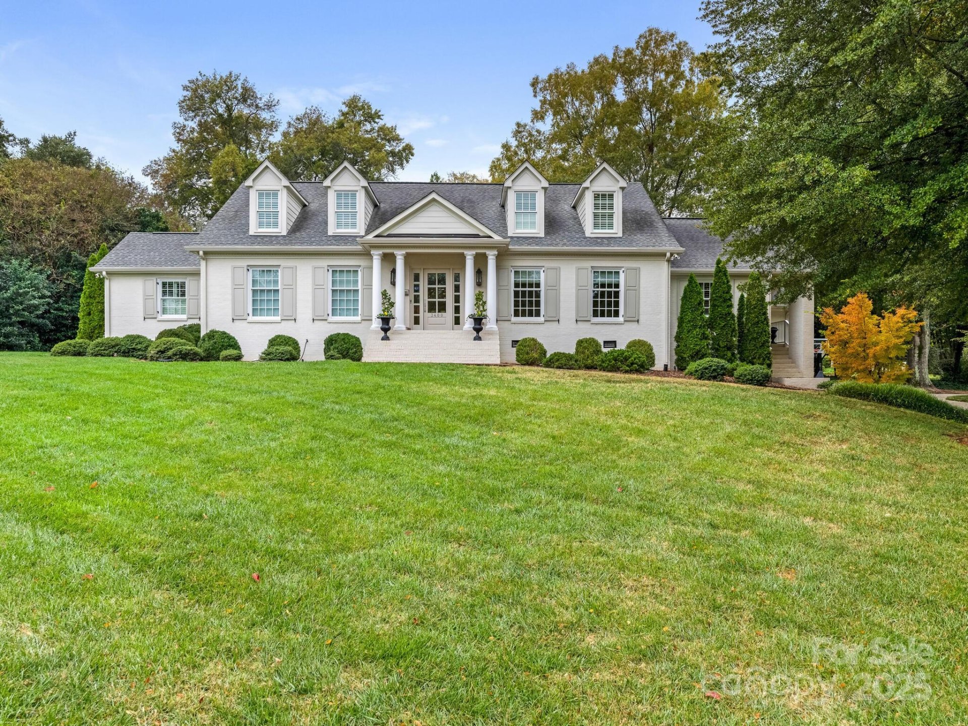 Property image 1 at 3400 Seward Place, Charlotte, NC 28211