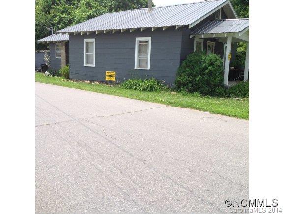 Property image 1 at 412 Riverbend Street, Waynesville, NC 28786