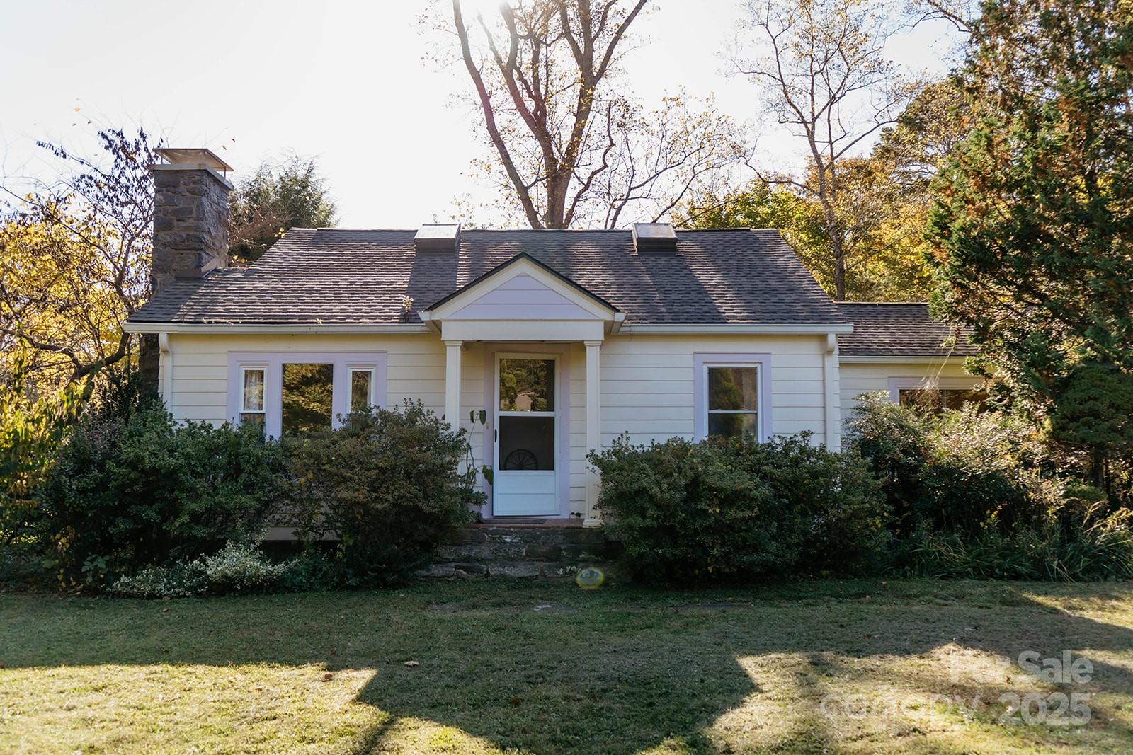 Property at 95 Aurora Drive, Asheville, NC 28805