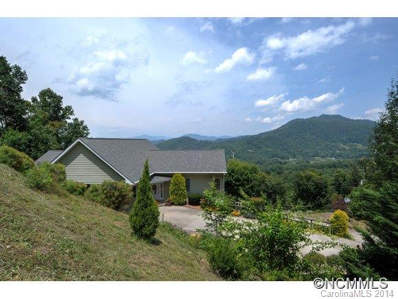 Property image 1 at 618 Trials Gap Drive, Waynesville, NC 28786