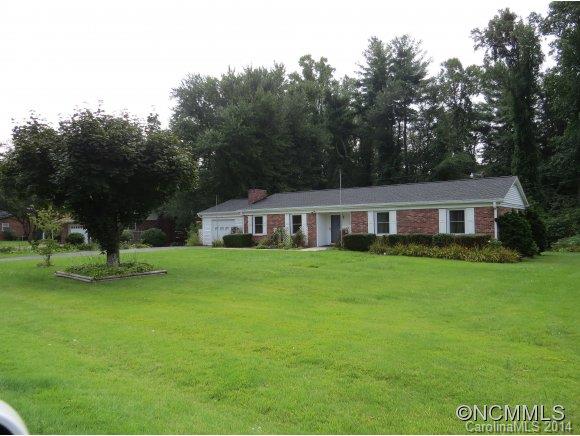 Property image 1 at 116 Brentwood Drive, Hendersonville, NC 28739