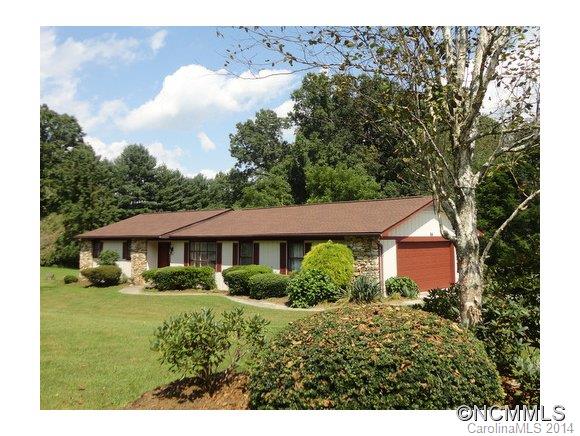 Property image 1 at 64 Beechwood Dr, Horse Shoe, NC 28742