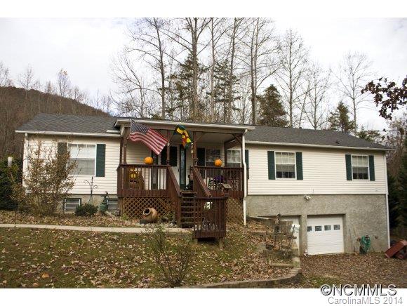 Property image 1 at 35 Evelyn Acres Dr, Asheville, NC 28806