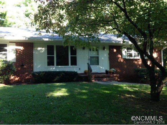 Property image 1 at 31 Pinehurst Rpad, Asheville, NC 28805