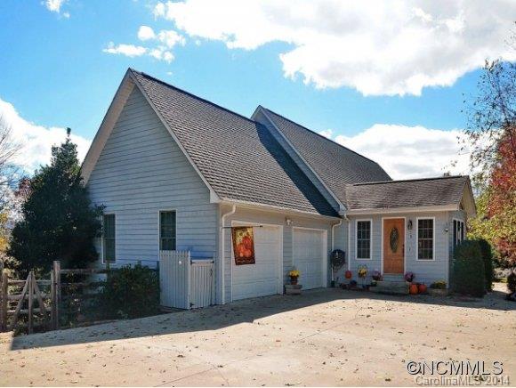 Property image 1 at 15 Willow Knolls, Weaverville, NC 28787