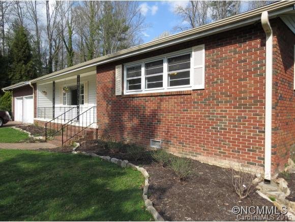 Property image 1 at 120 Pine Street, Brevard, NC 28712