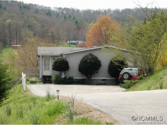 Property image 1 at 110 Heather Dr, Asheville, NC 28806