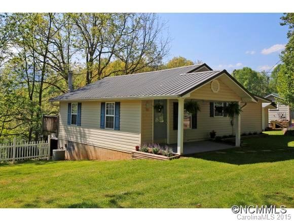 Property image 1 at 968 East Street, Waynesville, NC 28786