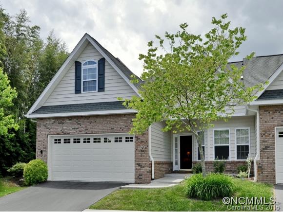 Property image 1 at 120 Victoria Park Drive, Hendersonville, NC 28792
