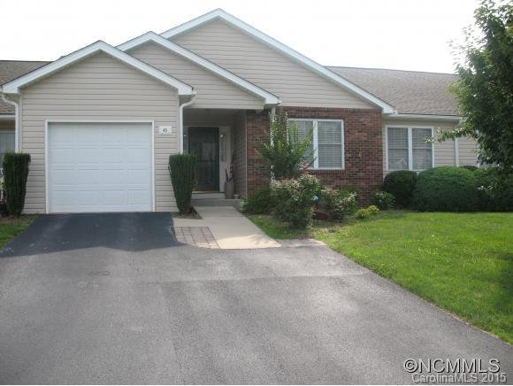 Property image 1 at 45 N Woodridge View Ct, Hendersonville, NC 28791