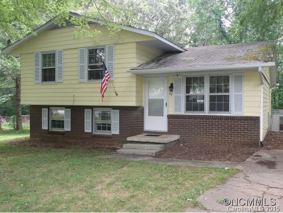 Property image 1 at 99 Wicklow Dr, Asheville, NC 28806