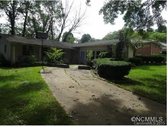 Property image 1 at 130 Fairway Hills, Waynesville, NC 28786