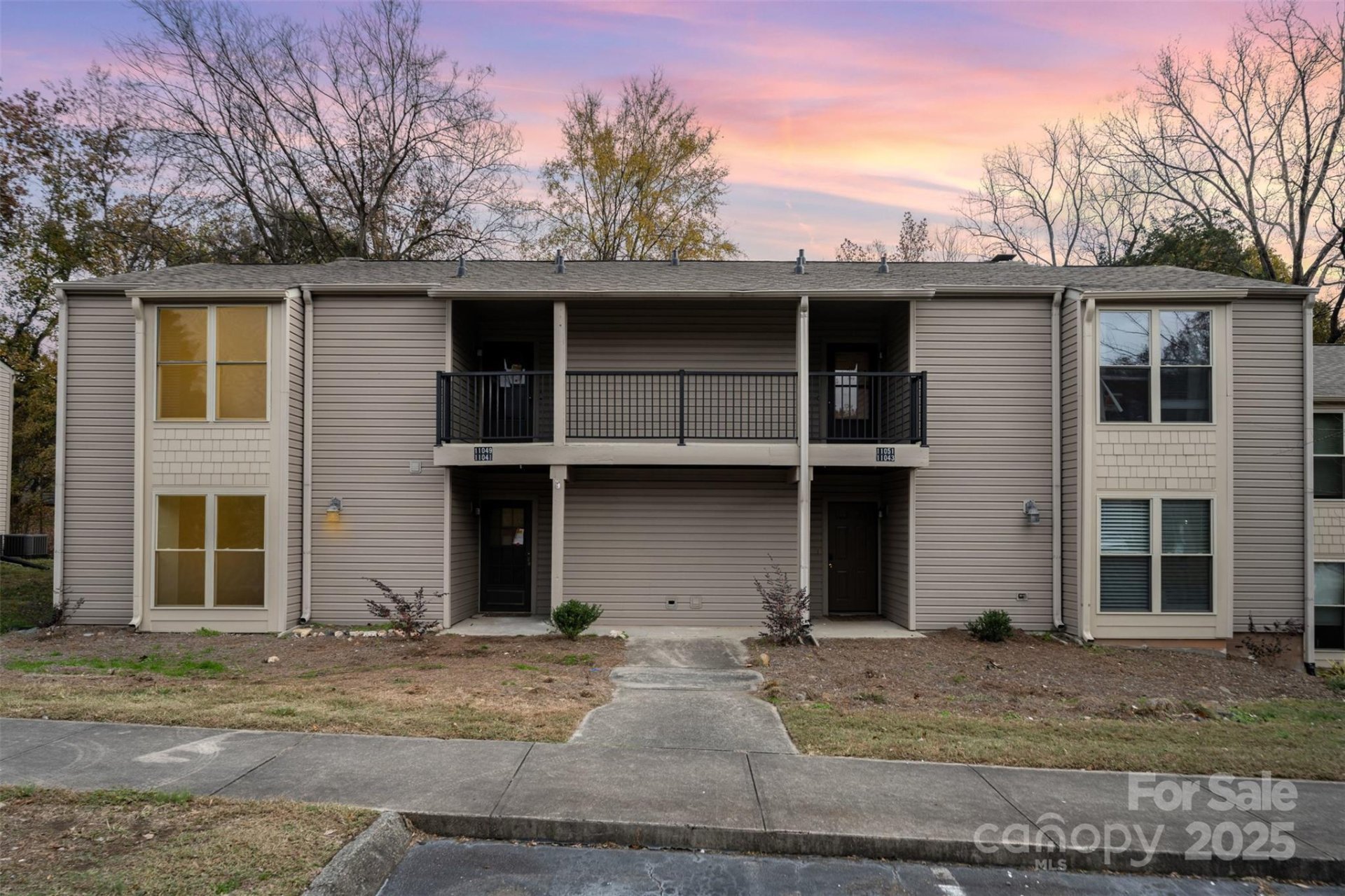 11049 Cedar View Road