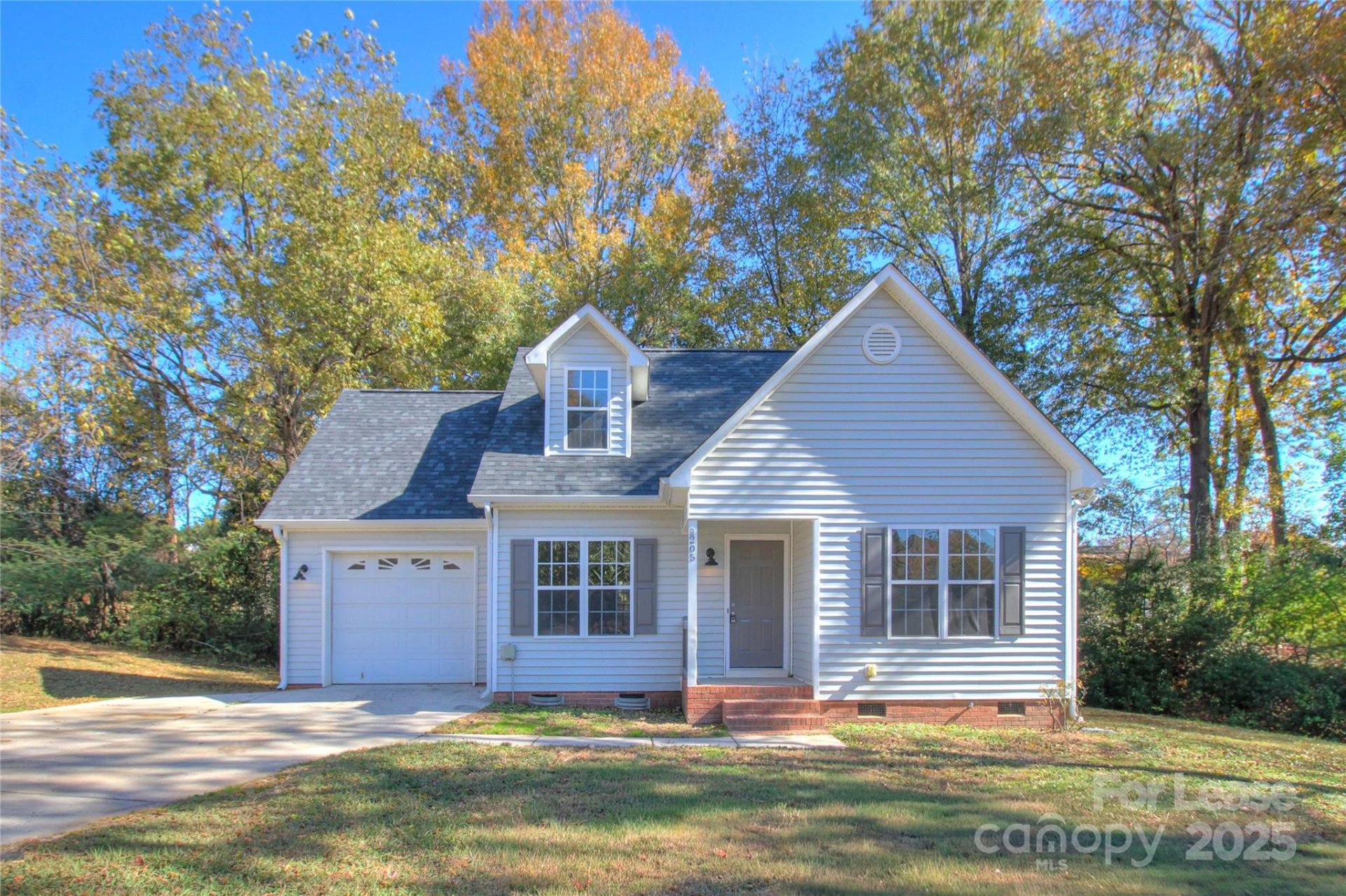 Property image 1 at 205 S Church Street, Waxhaw, NC 28173