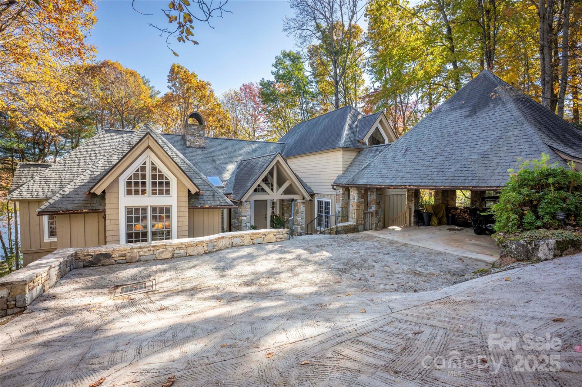132 Red Bird Circle, Lake Toxaway