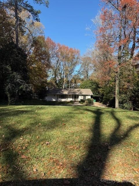 Property image 1 at 415 Ashworth Road, Charlotte, NC 28211