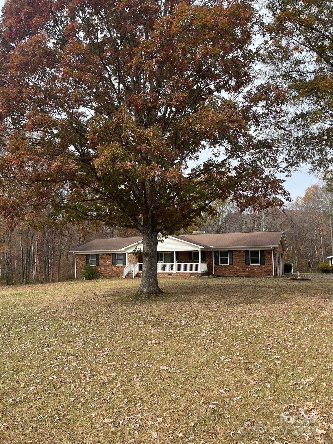 Deer Creek, Mooresville community