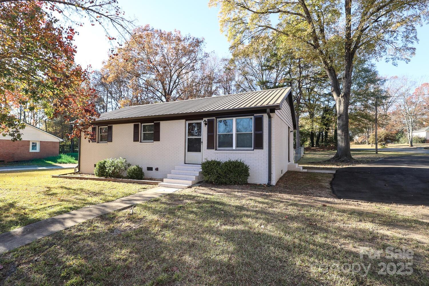 300 Grover Moore Place