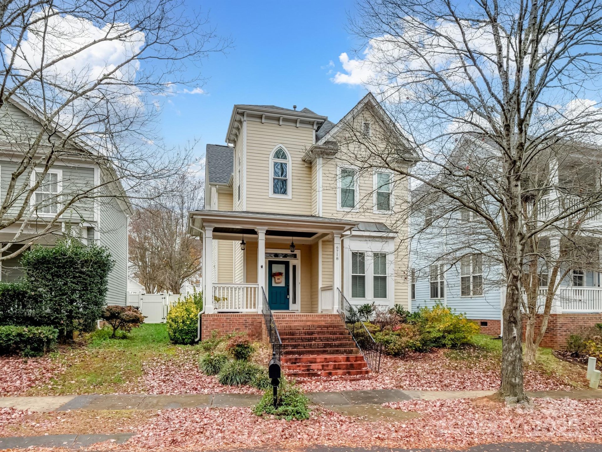 6718 Park Meadows Place