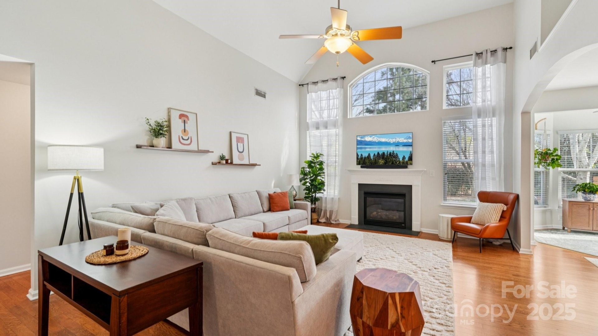 13308 Centerview Lane