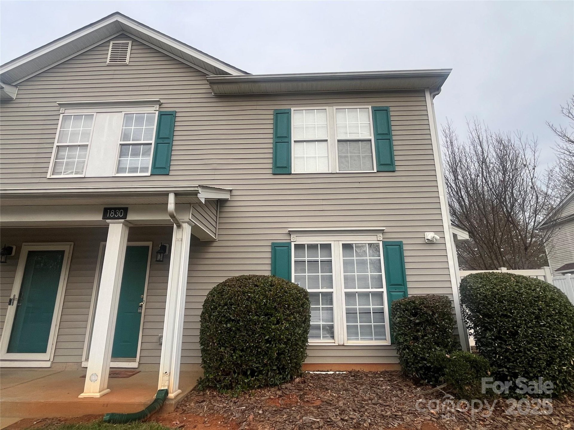 Meadowhill, Charlotte community