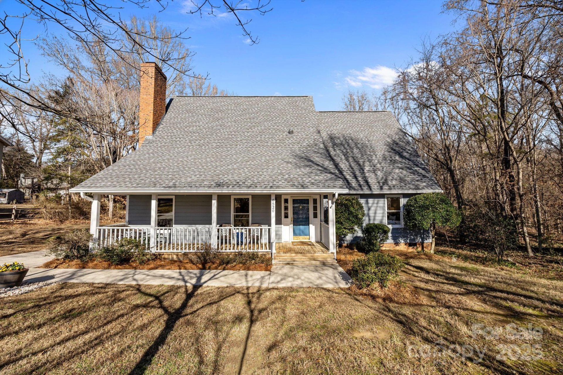 Carmel Hills, Charlotte community