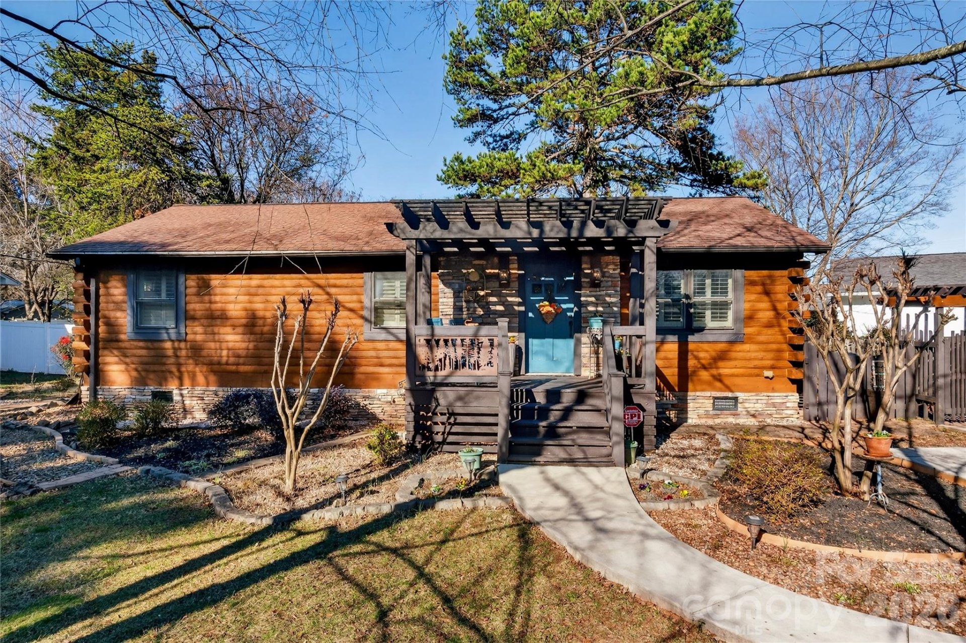 20935 Sierra Vista Drive