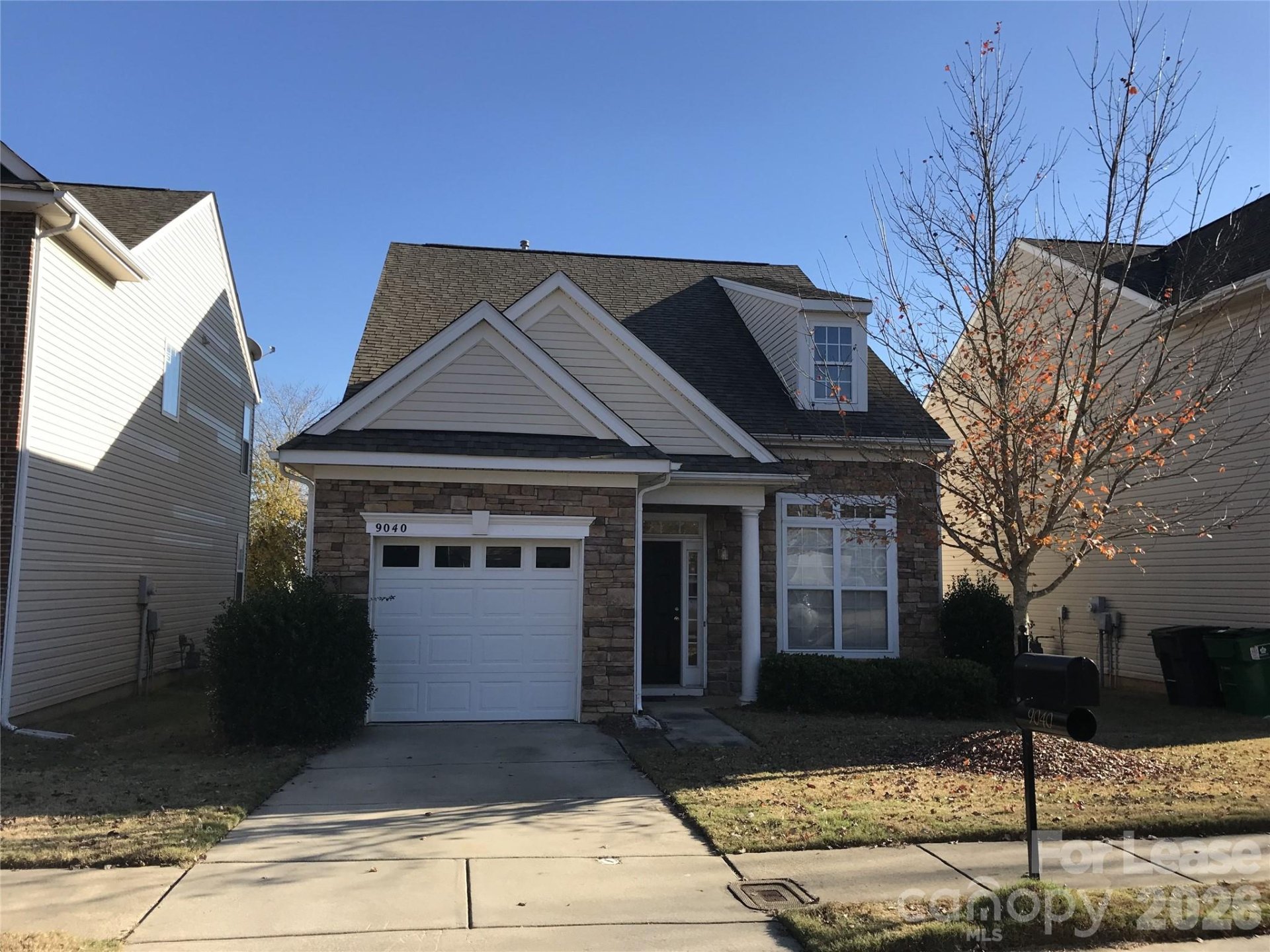 9040 Holland Park Lane