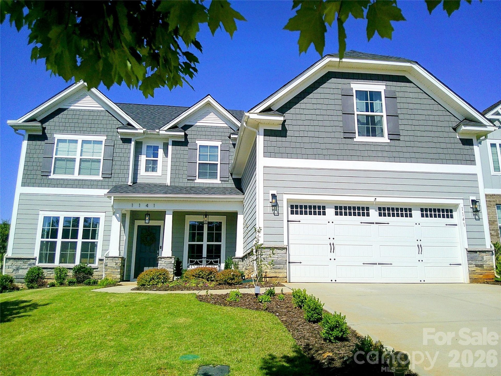 McLean Overlake, Belmont community