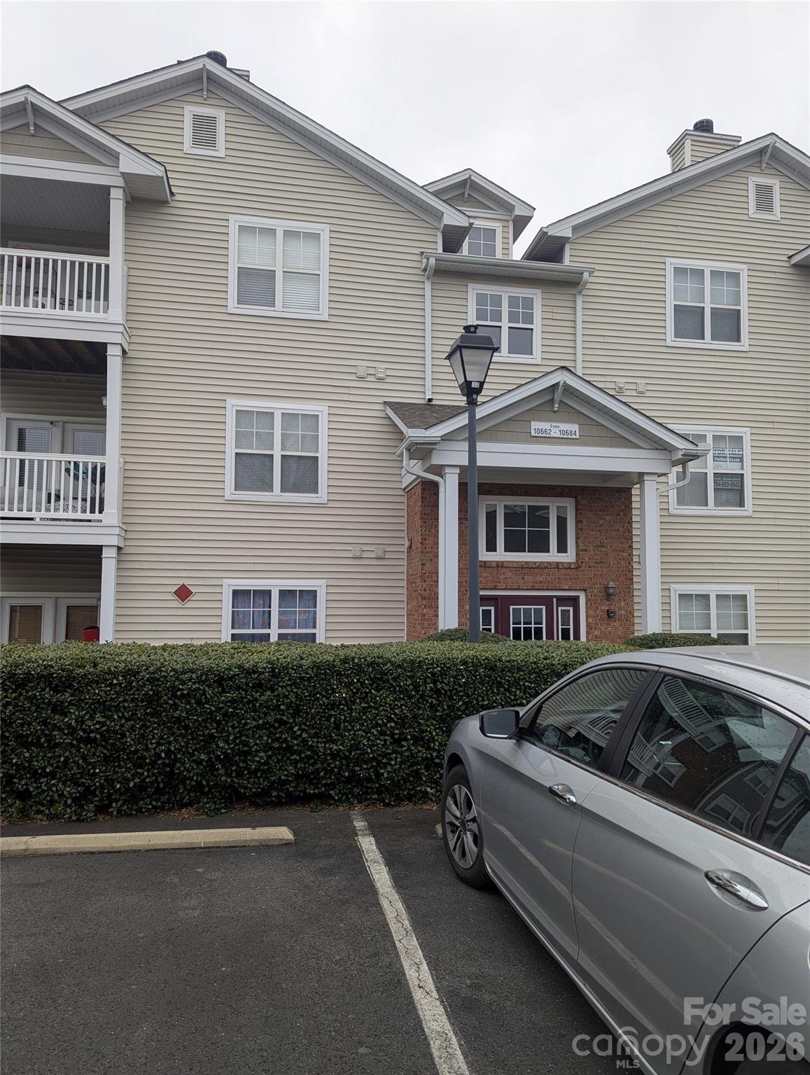 10670 Hill Point Court