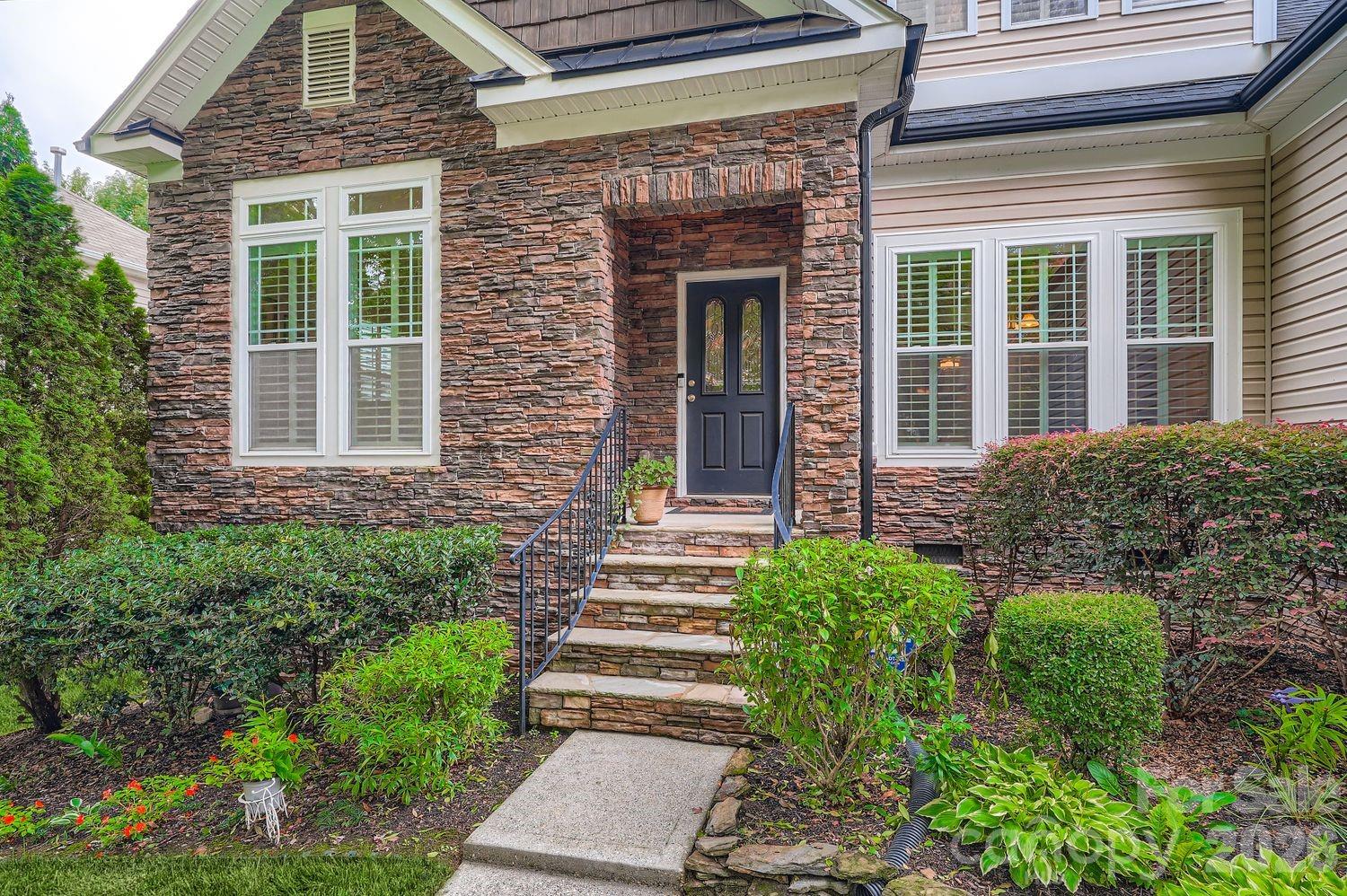 13419 Reunion Street