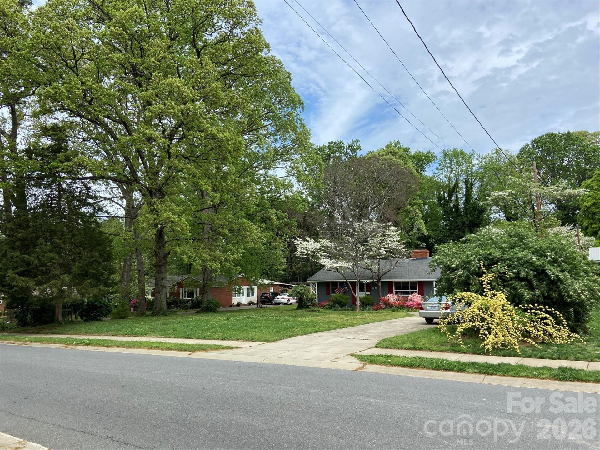 Sheffield Park, Charlotte community