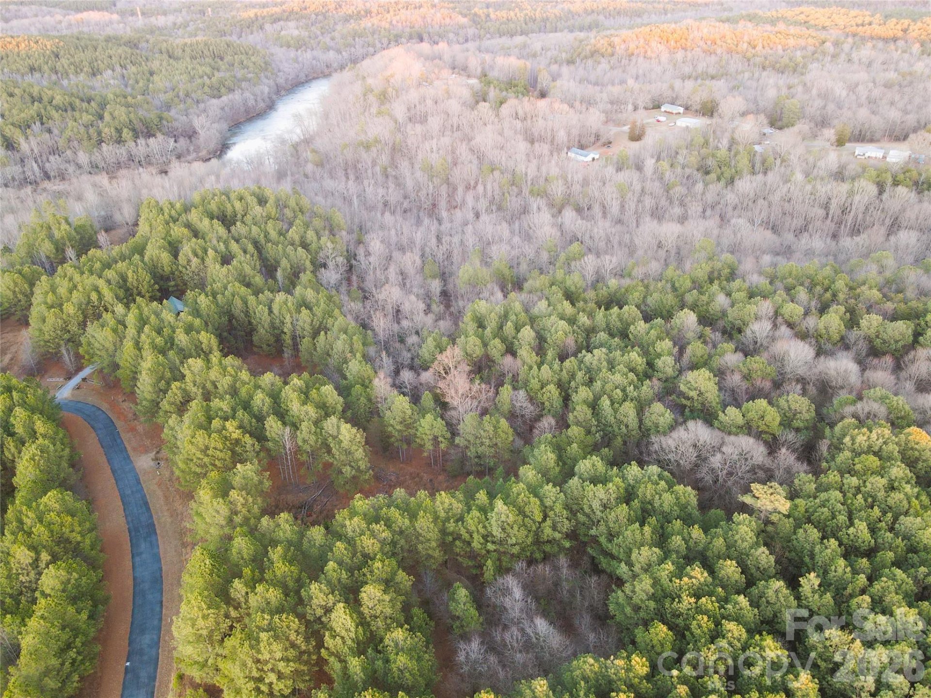 0114 River View Drive